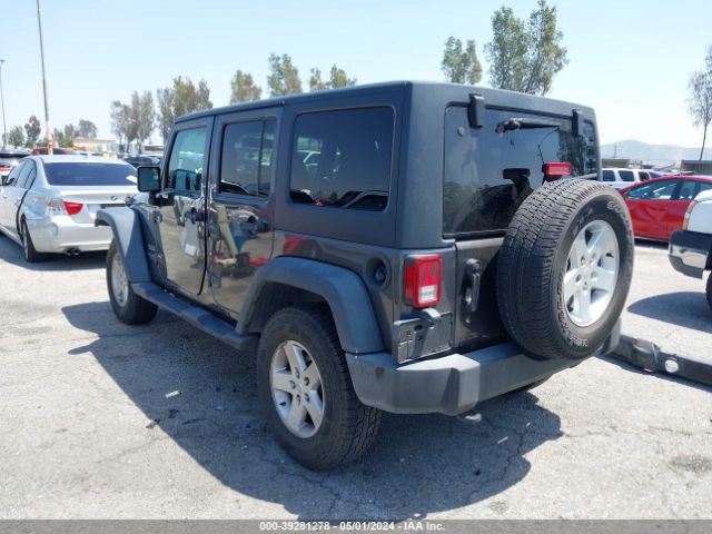 Photo 2 VIN: 1C4BJWDGXGL303599 - JEEP WRANGLER UNLIMITED 