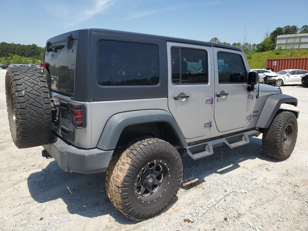 Photo 2 VIN: 1C4BJWDGXHL562367 - JEEP WRANGLER 