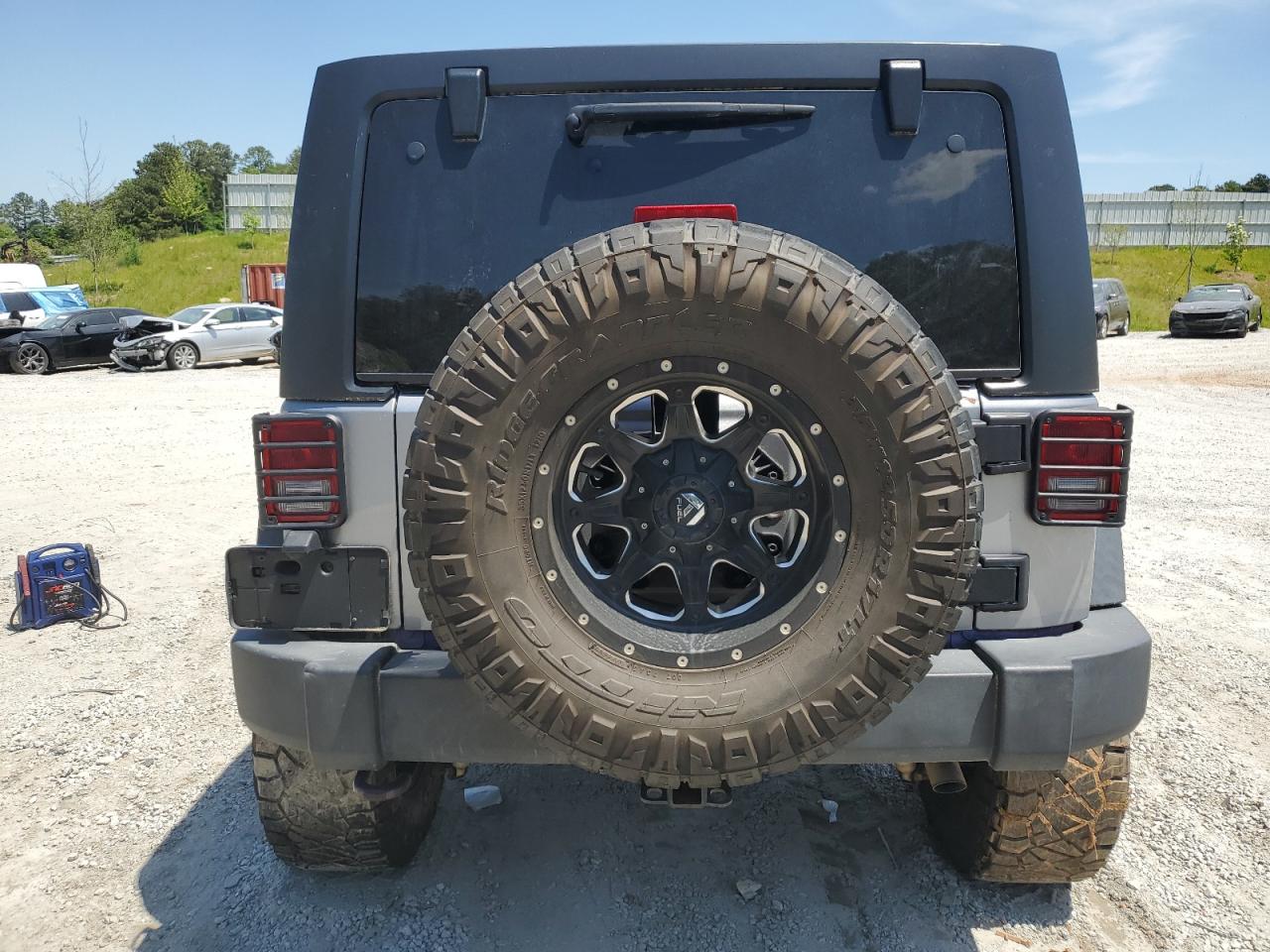 Photo 5 VIN: 1C4BJWDGXHL562367 - JEEP WRANGLER 