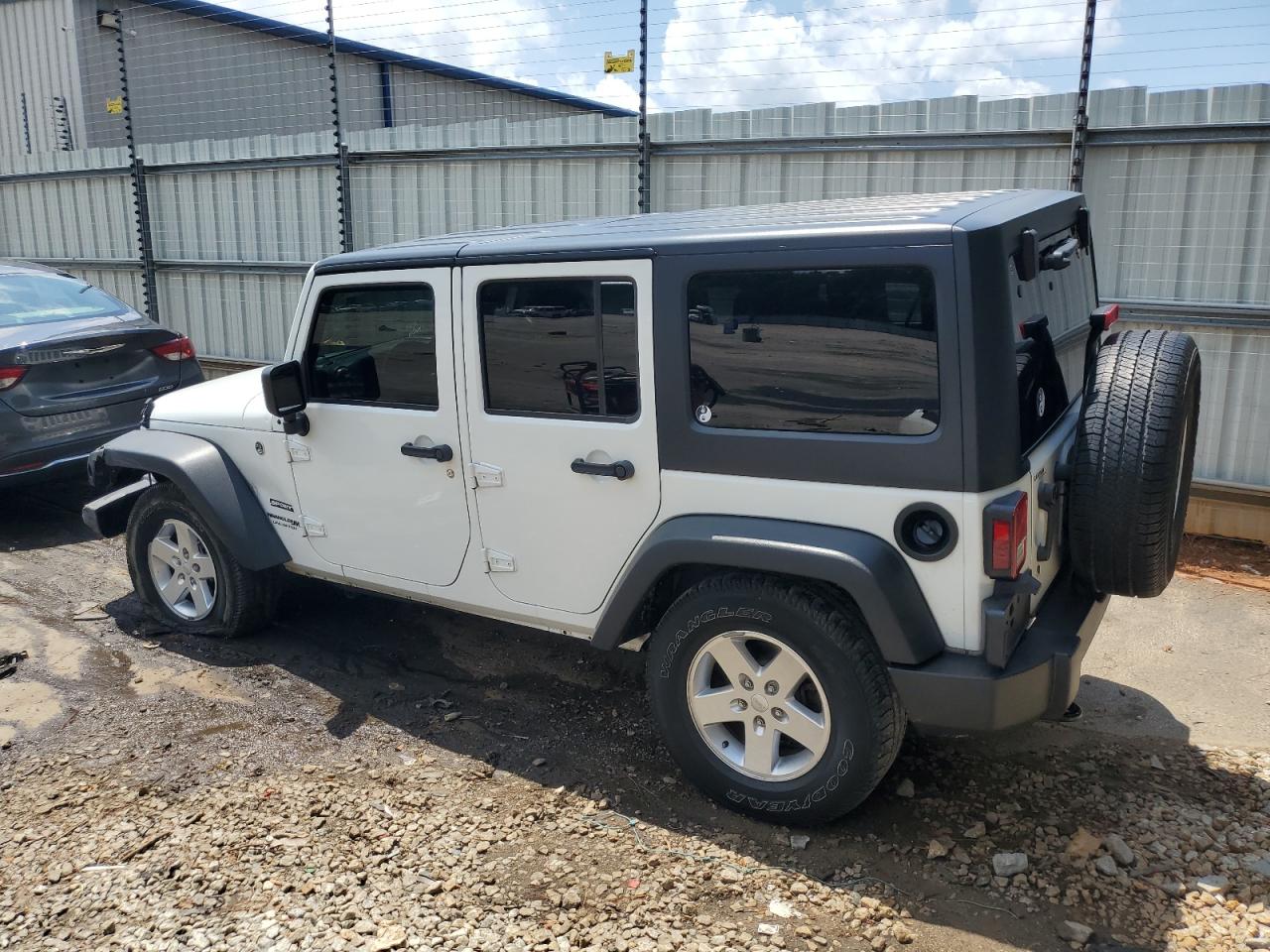 Photo 1 VIN: 1C4BJWDGXJL800384 - JEEP WRANGLER 