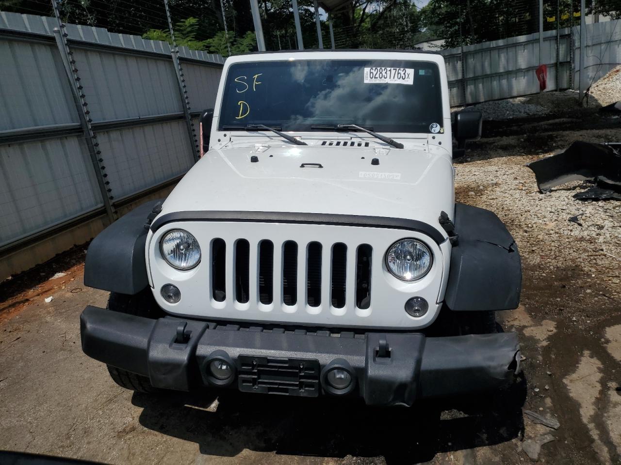 Photo 4 VIN: 1C4BJWDGXJL800384 - JEEP WRANGLER 