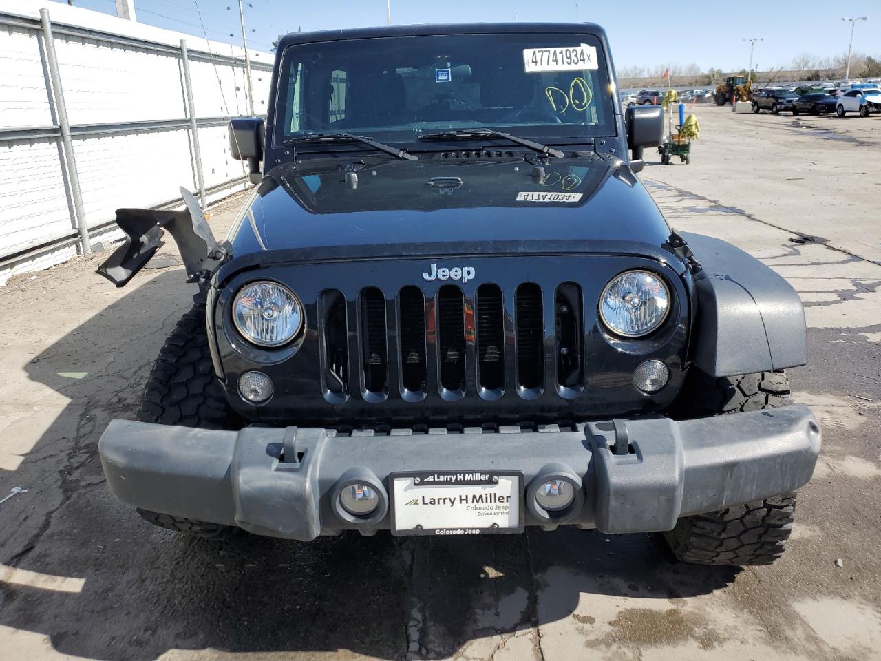 Photo 4 VIN: 1C4BJWDGXJL814995 - JEEP WRANGLER 