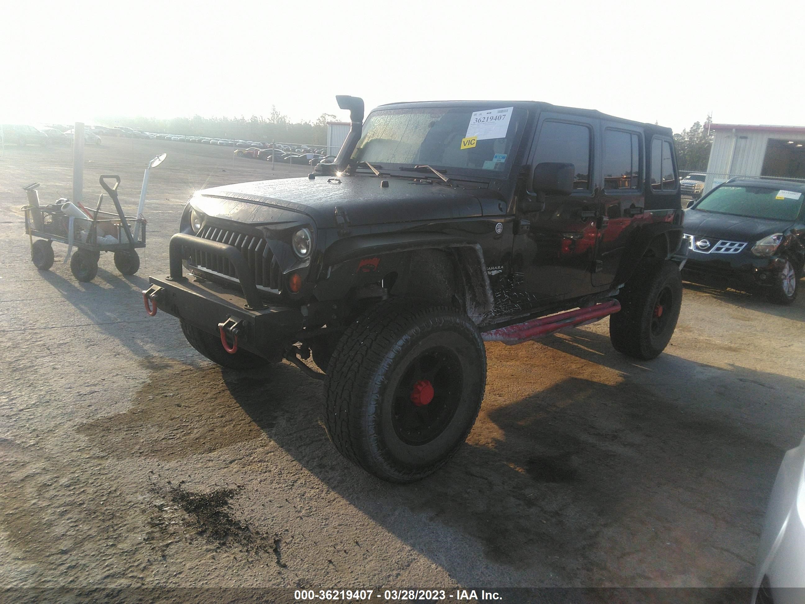 Photo 1 VIN: 1C4BJWEG0CL148957 - JEEP WRANGLER 