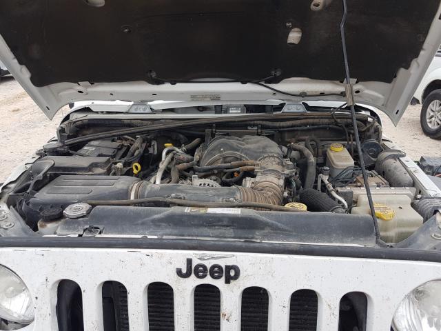 Photo 6 VIN: 1C4BJWEG0DL567683 - JEEP WRANGLER U 