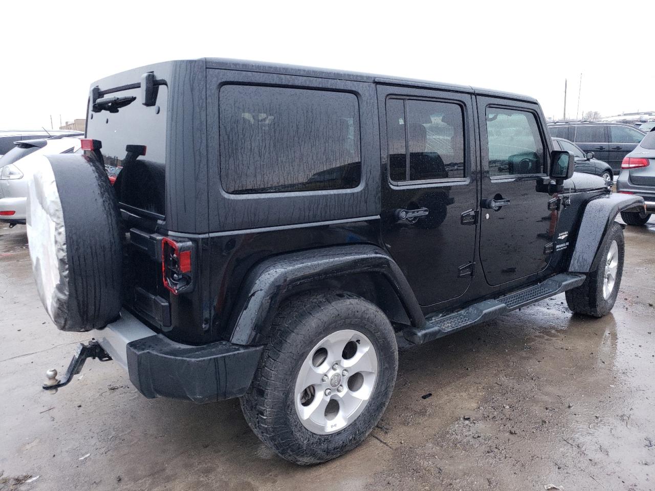 Photo 2 VIN: 1C4BJWEG0DL643497 - JEEP WRANGLER 