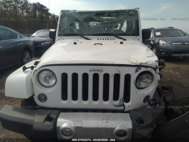 Photo 5 VIN: 1C4BJWEG0EL118800 - JEEP WRANGLER UNLIMITED 