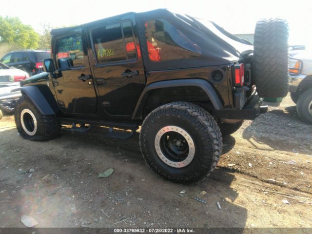 Photo 2 VIN: 1C4BJWEG0EL324599 - JEEP WRANGLER UNLIMITED 