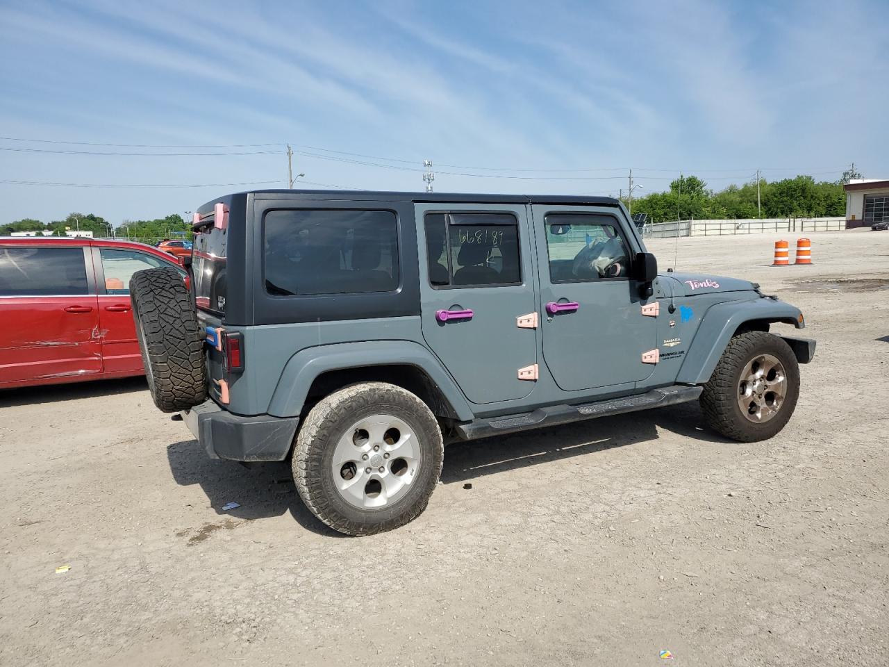 Photo 2 VIN: 1C4BJWEG0FL668189 - JEEP WRANGLER 