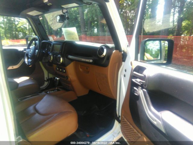 Photo 4 VIN: 1C4BJWEG1FL525896 - JEEP WRANGLER UNLIMITED 