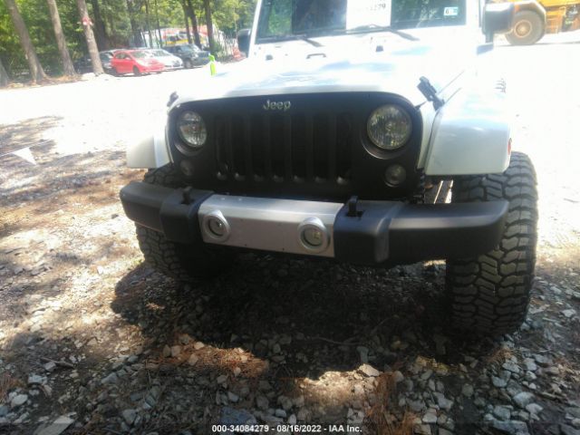 Photo 5 VIN: 1C4BJWEG1FL525896 - JEEP WRANGLER UNLIMITED 