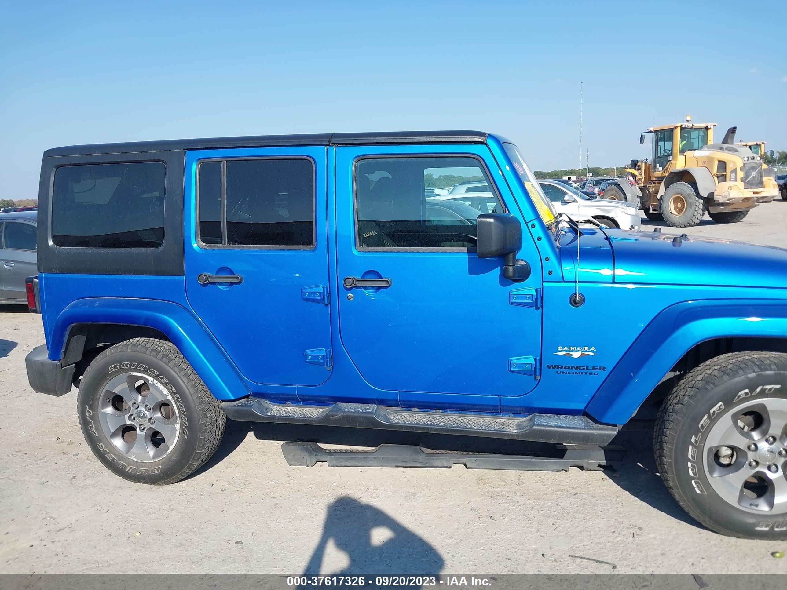 Photo 12 VIN: 1C4BJWEG1GL113205 - JEEP WRANGLER 