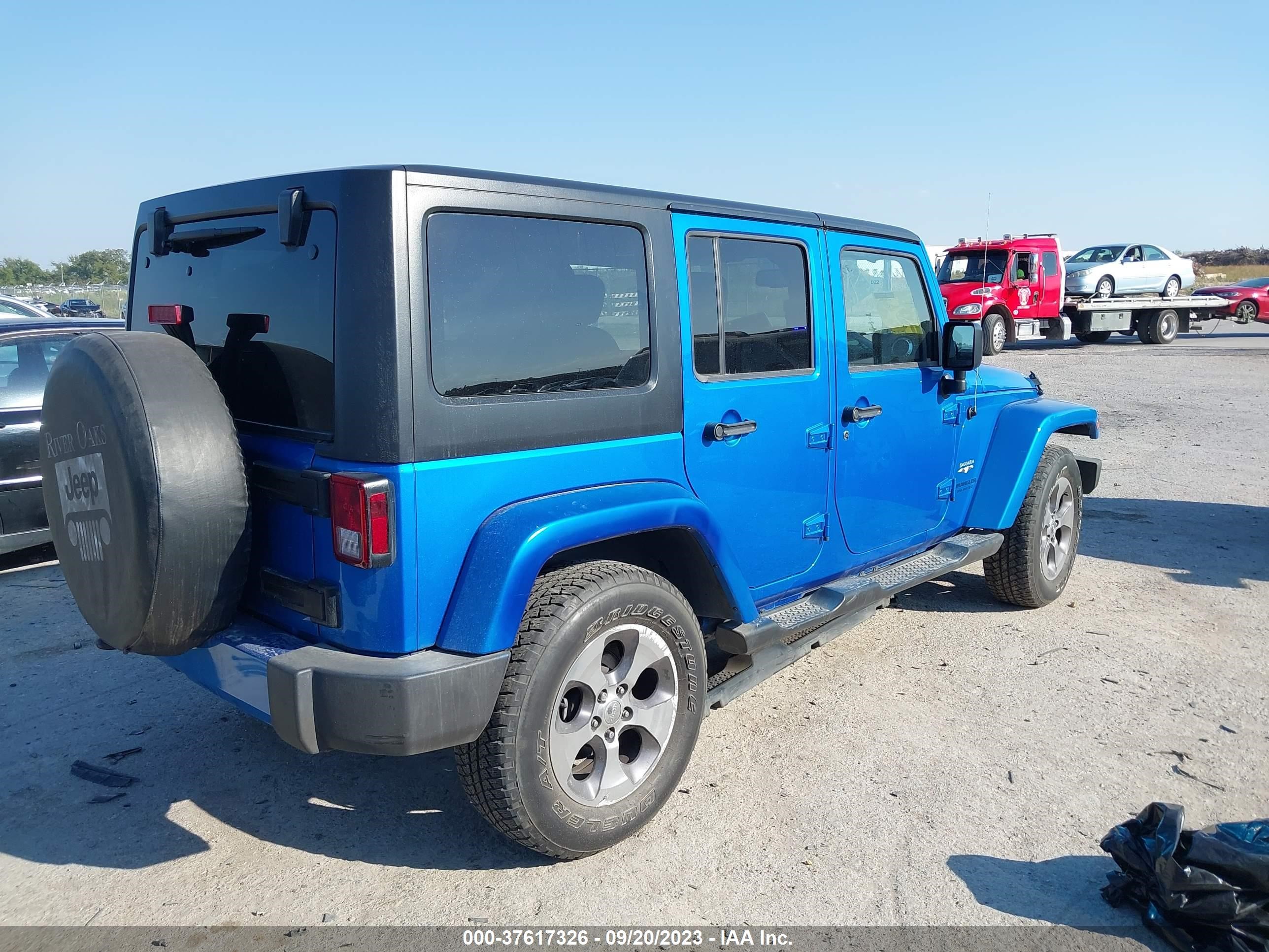 Photo 3 VIN: 1C4BJWEG1GL113205 - JEEP WRANGLER 