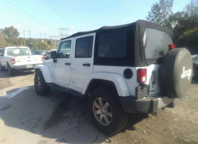 Photo 2 VIN: 1C4BJWEG1HL700442 - JEEP WRANGLER 