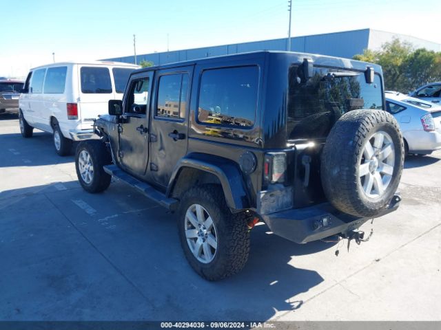 Photo 2 VIN: 1C4BJWEG1JL843686 - JEEP WRANGLER JK 