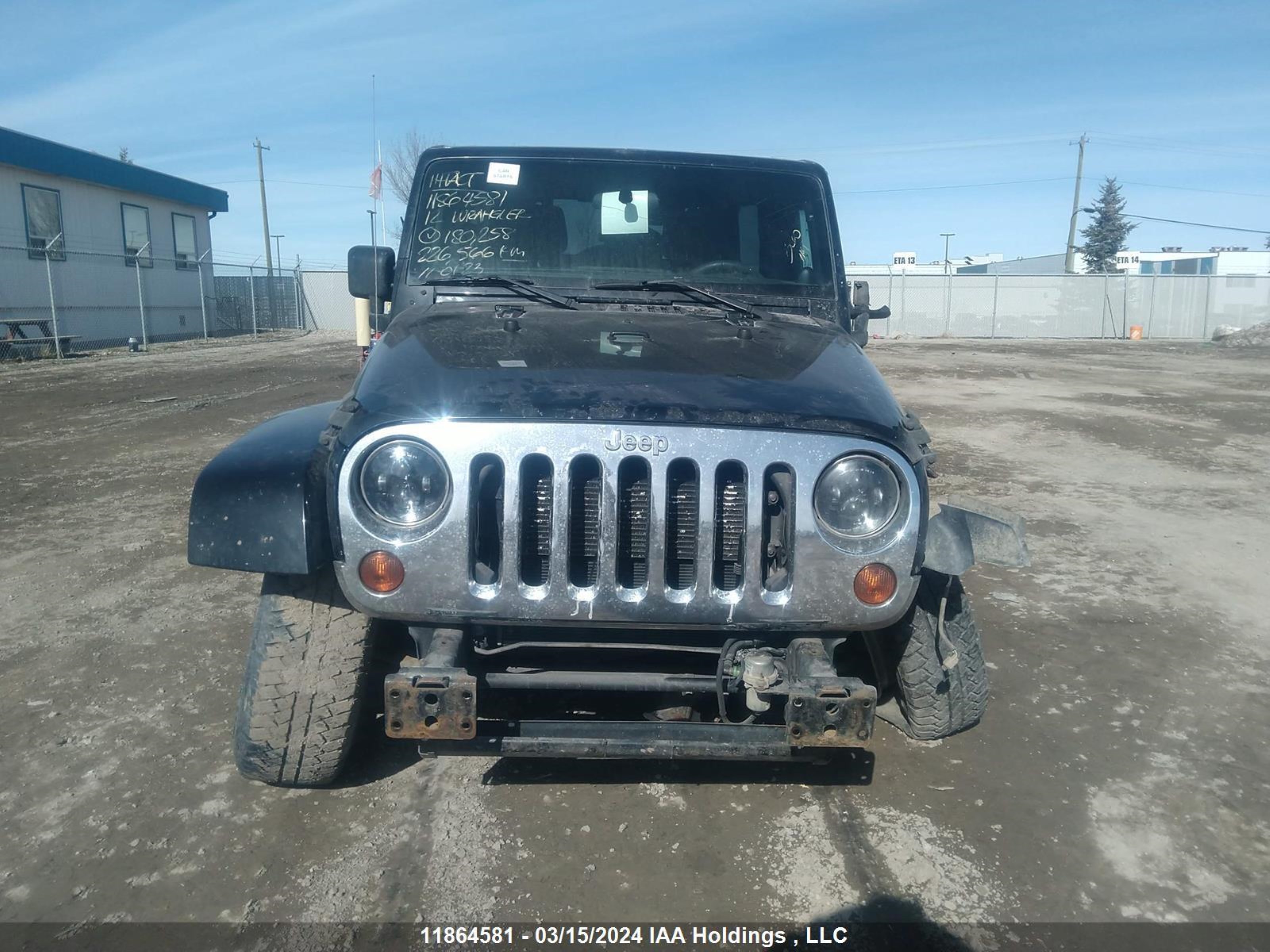 Photo 12 VIN: 1C4BJWEG2CL180258 - JEEP WRANGLER 