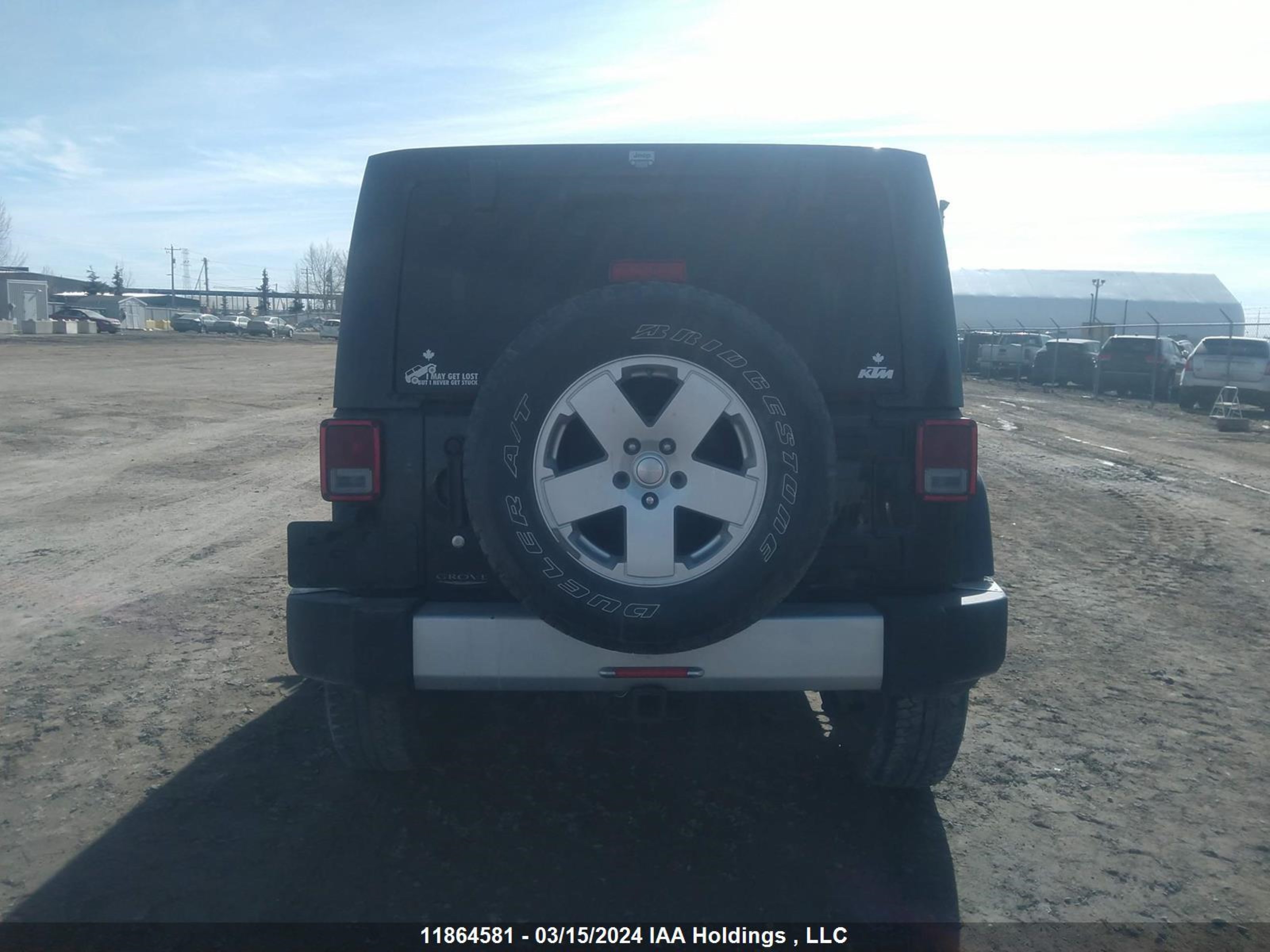 Photo 15 VIN: 1C4BJWEG2CL180258 - JEEP WRANGLER 