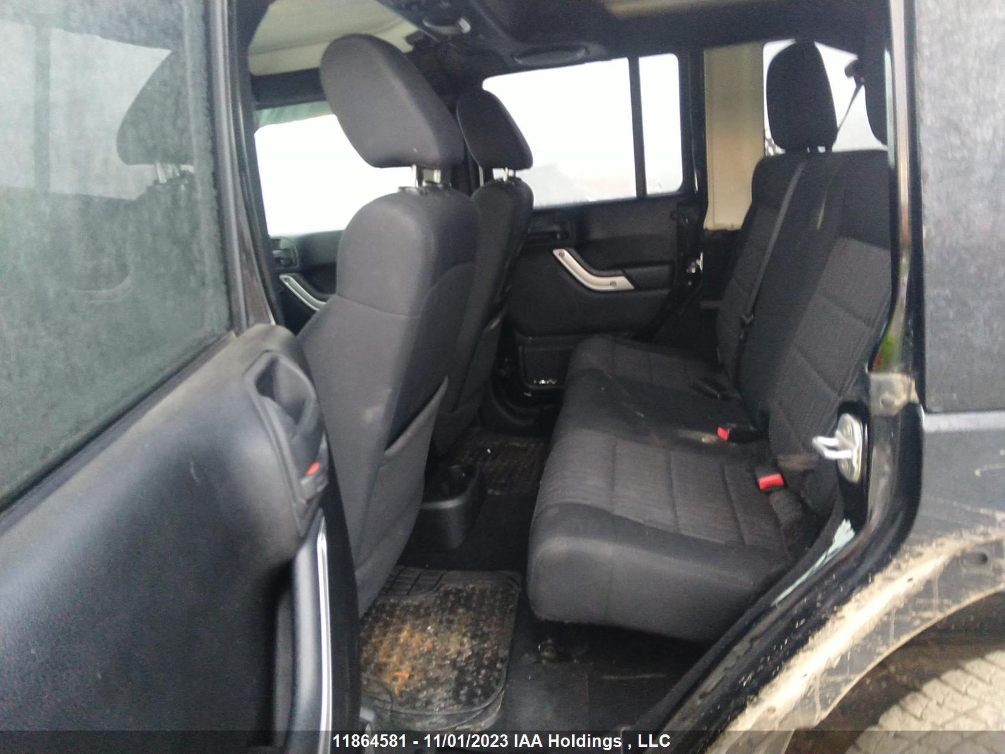 Photo 7 VIN: 1C4BJWEG2CL180258 - JEEP WRANGLER 