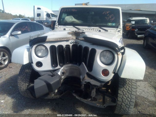 Photo 5 VIN: 1C4BJWEG2DL506979 - JEEP WRANGLER UNLIMITED 