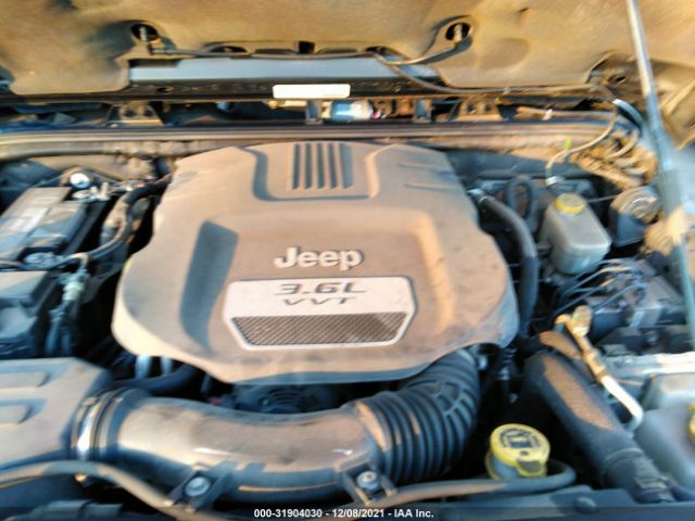 Photo 9 VIN: 1C4BJWEG2DL617984 - JEEP WRANGLER UNLIMITED 