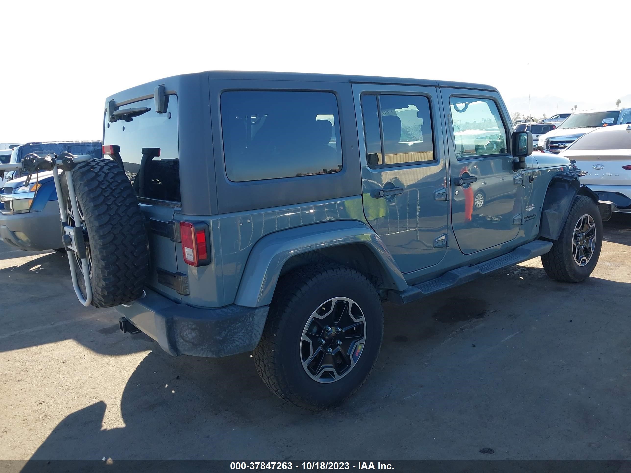 Photo 3 VIN: 1C4BJWEG2EL111024 - JEEP WRANGLER 