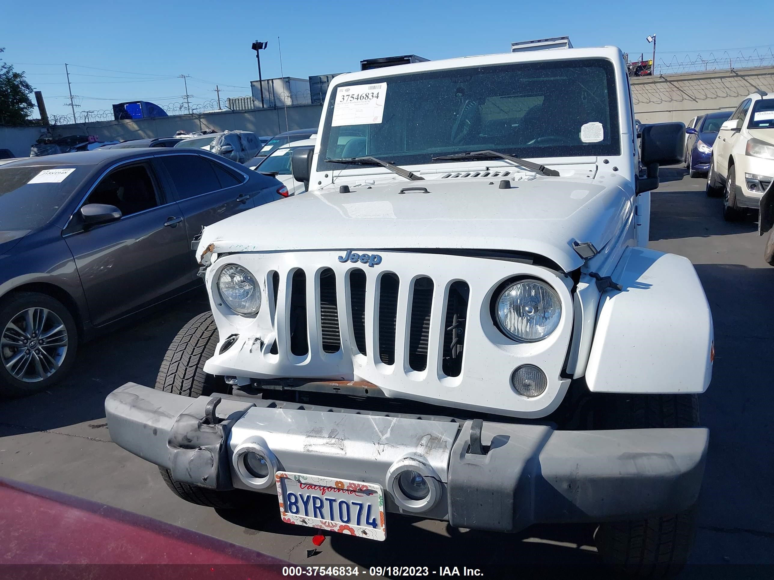 Photo 12 VIN: 1C4BJWEG2FL708692 - JEEP WRANGLER 