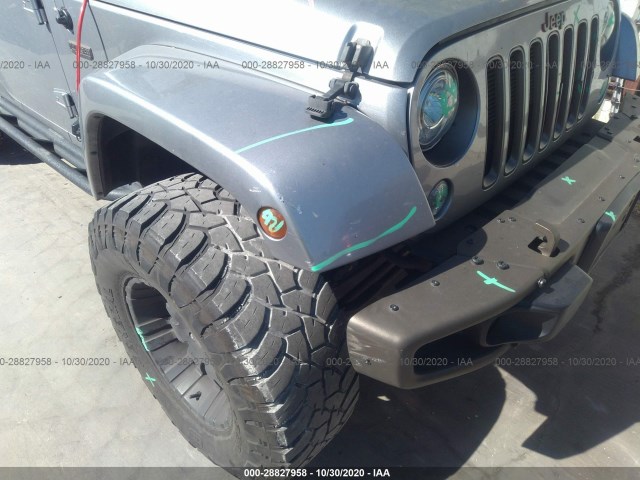 Photo 5 VIN: 1C4BJWEG2HL529135 - JEEP WRANGLER UNLIMITED 