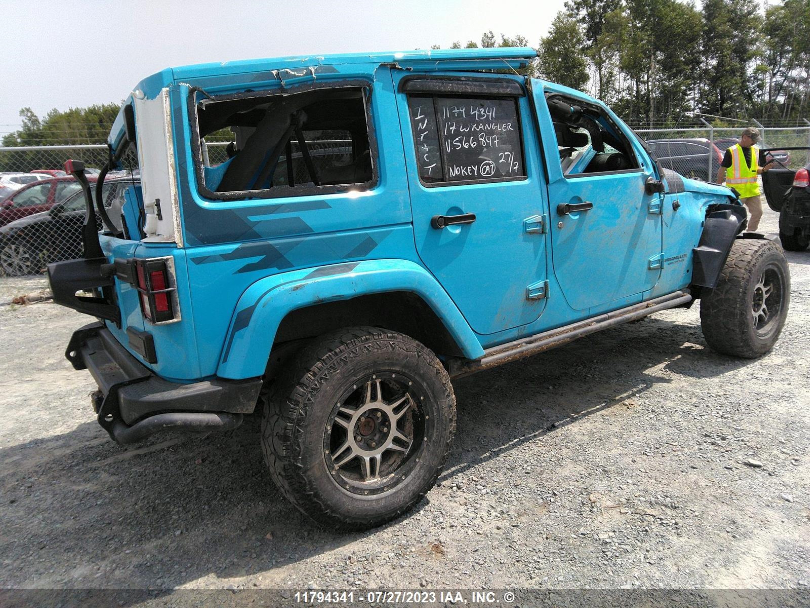 Photo 3 VIN: 1C4BJWEG2HL566847 - JEEP WRANGLER 