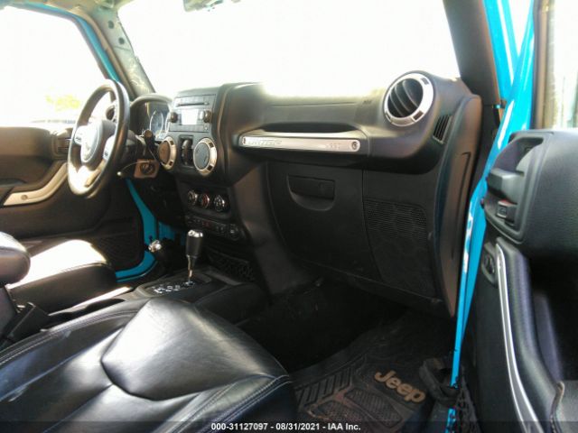 Photo 4 VIN: 1C4BJWEG2HL625671 - JEEP WRANGLER UNLIMITED 