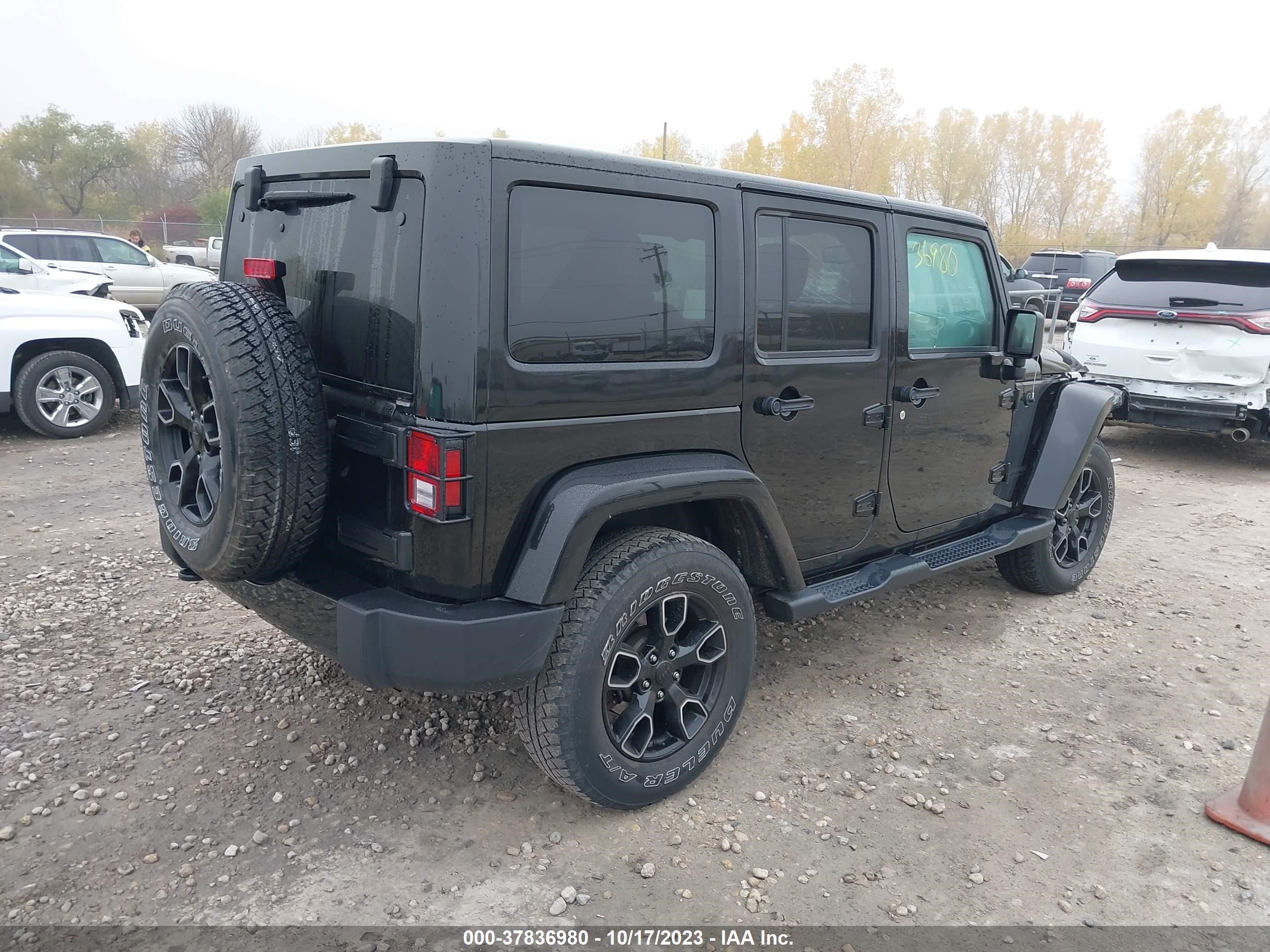 Photo 3 VIN: 1C4BJWEG2JL821518 - JEEP WRANGLER 