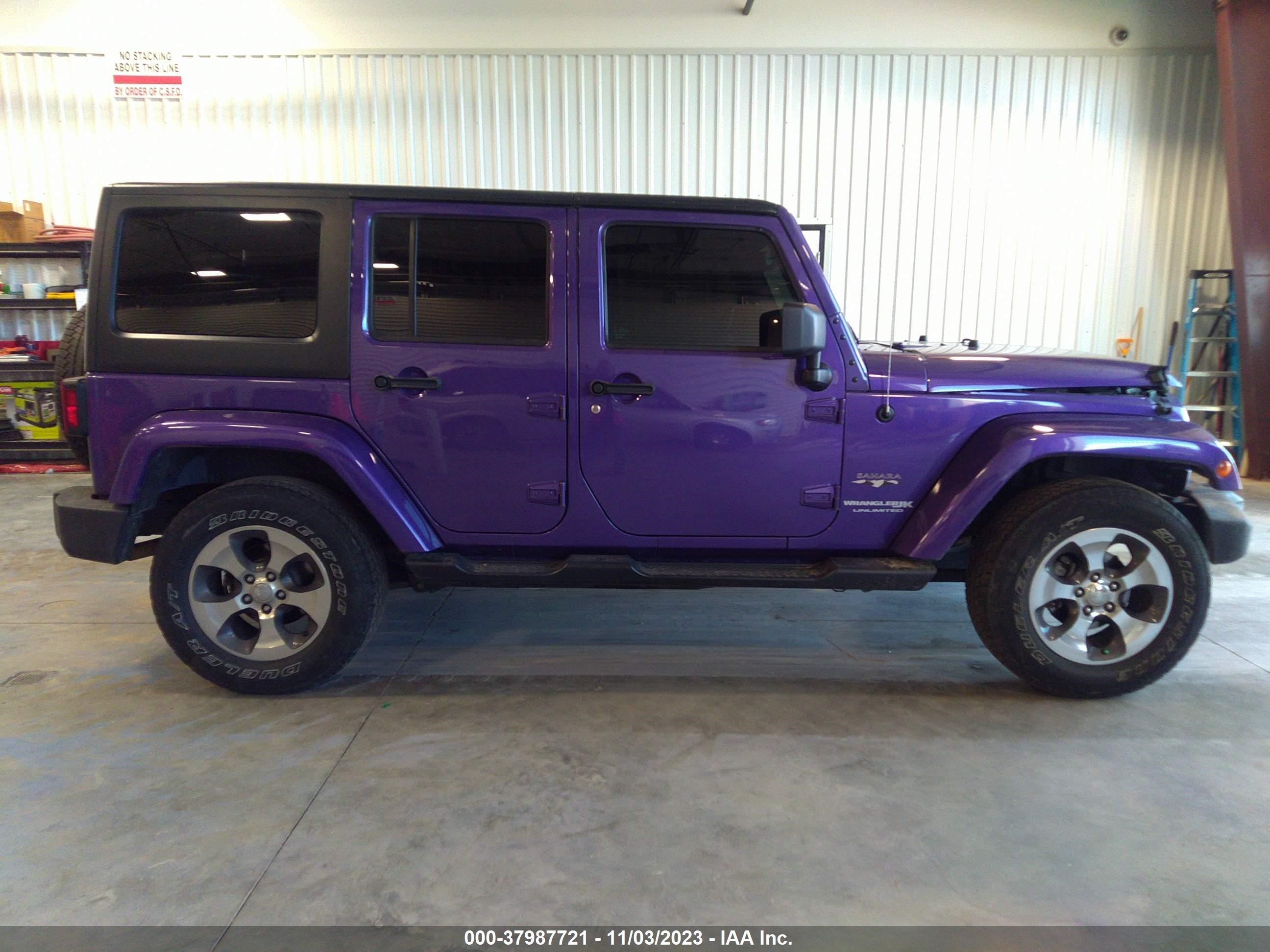 Photo 12 VIN: 1C4BJWEG2JL852400 - JEEP WRANGLER 