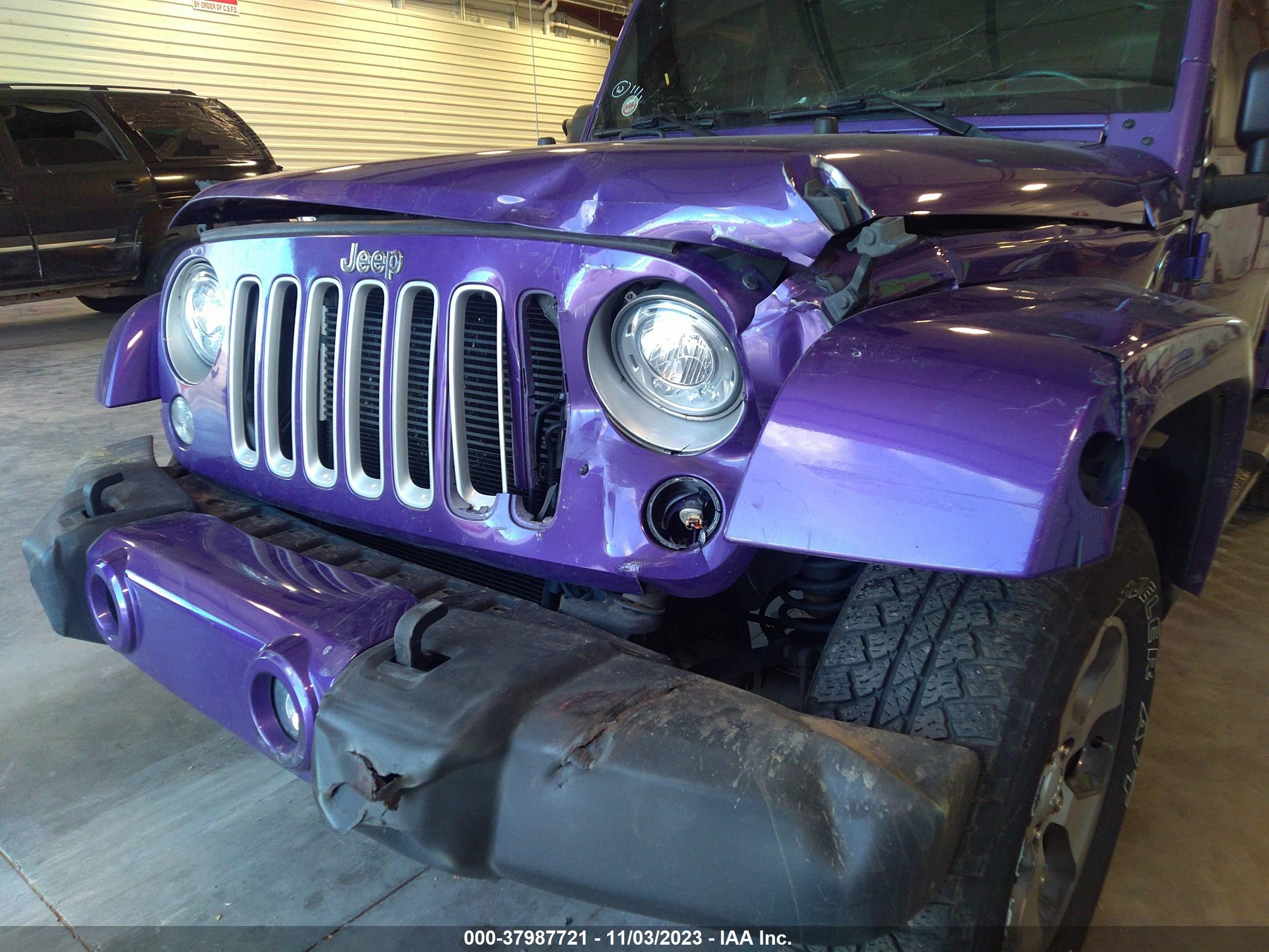 Photo 5 VIN: 1C4BJWEG2JL852400 - JEEP WRANGLER 