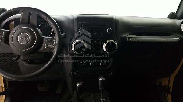 Photo 13 VIN: 1C4BJWEG3EL110447 - JEEP WRANGLER 