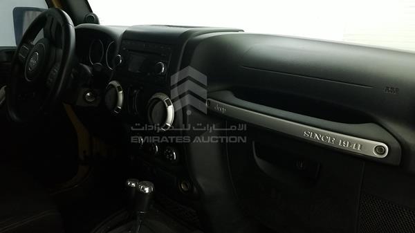 Photo 23 VIN: 1C4BJWEG3EL110447 - JEEP WRANGLER 