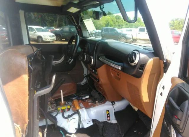 Photo 4 VIN: 1C4BJWEG3GL258035 - JEEP WRANGLER U 