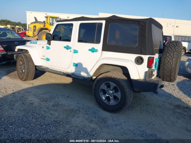 Photo 2 VIN: 1C4BJWEG3HL590364 - JEEP WRANGLER 