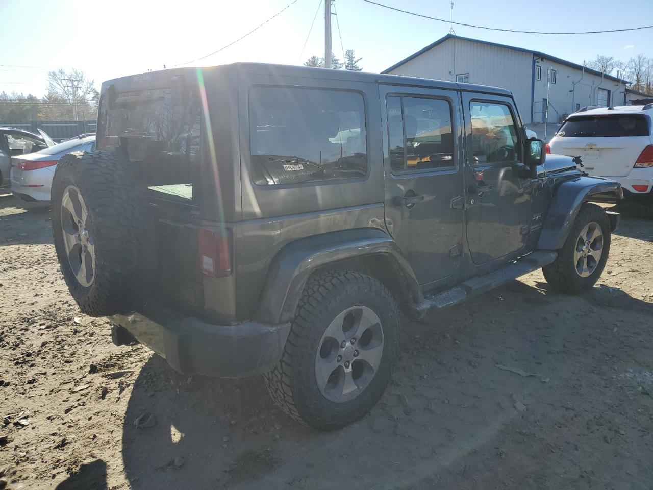 Photo 2 VIN: 1C4BJWEG3HL724371 - JEEP WRANGLER 