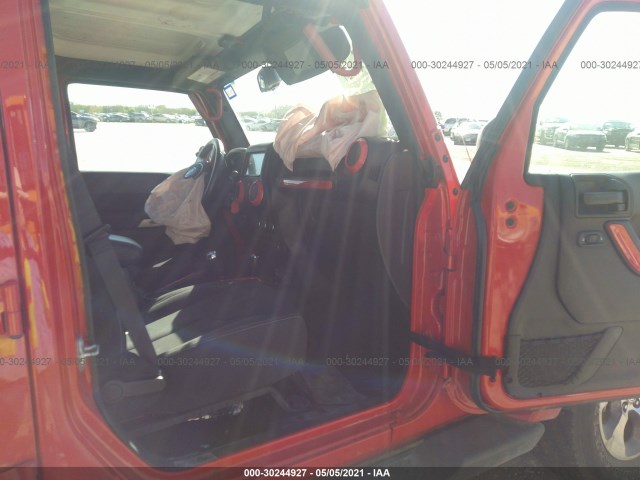 Photo 4 VIN: 1C4BJWEG3JL816988 - JEEP WRANGLER JK UNLIMITED 