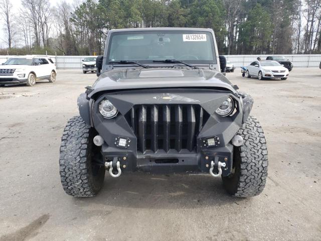 Photo 4 VIN: 1C4BJWEG3JL889360 - JEEP WRANGLER 