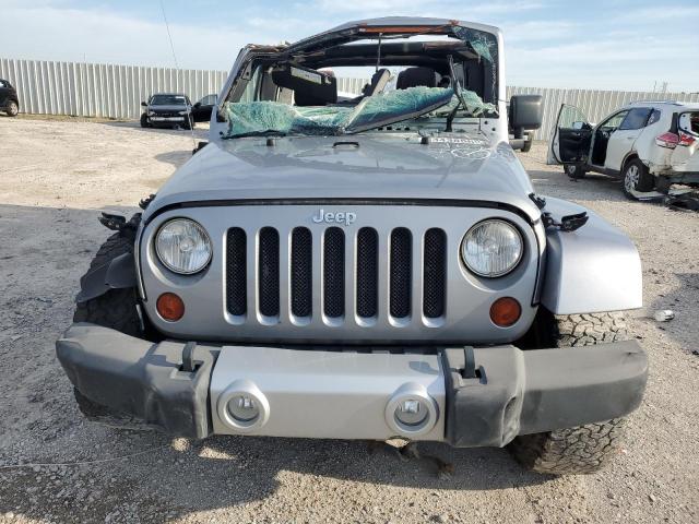 Photo 4 VIN: 1C4BJWEG4DL560798 - JEEP WRANGLER U 