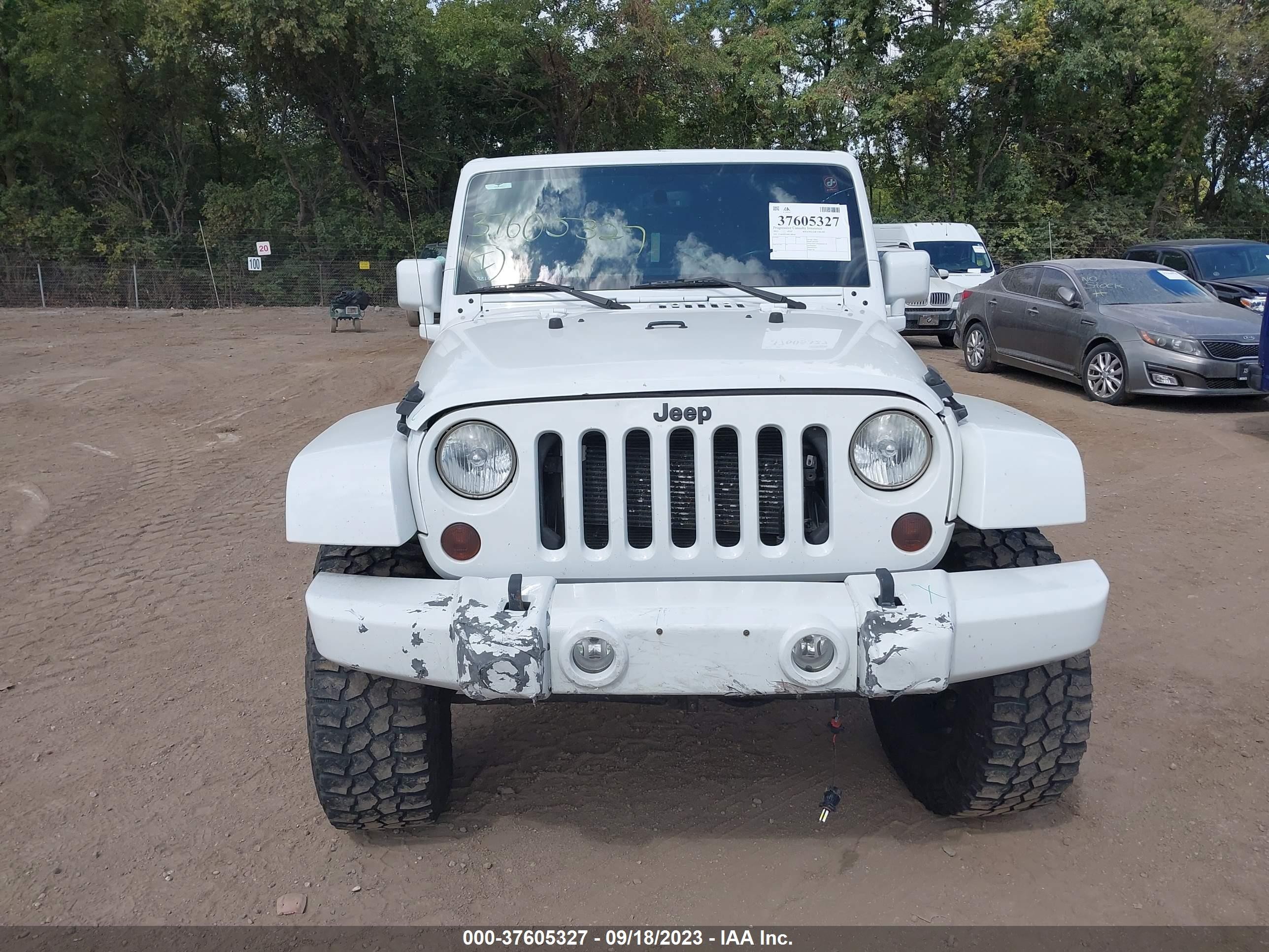 Photo 5 VIN: 1C4BJWEG4DL588164 - JEEP WRANGLER 