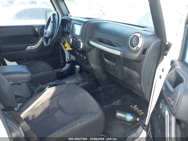 Photo 4 VIN: 1C4BJWEG4FL672018 - JEEP WRANGLER 