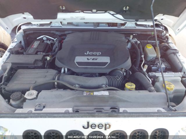 Photo 9 VIN: 1C4BJWEG4FL672018 - JEEP WRANGLER 