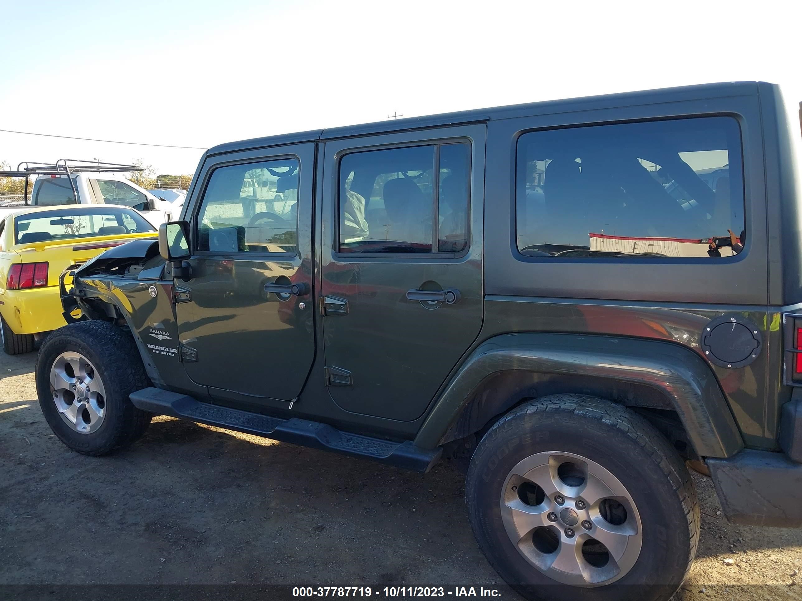 Photo 14 VIN: 1C4BJWEG4FL766173 - JEEP WRANGLER 