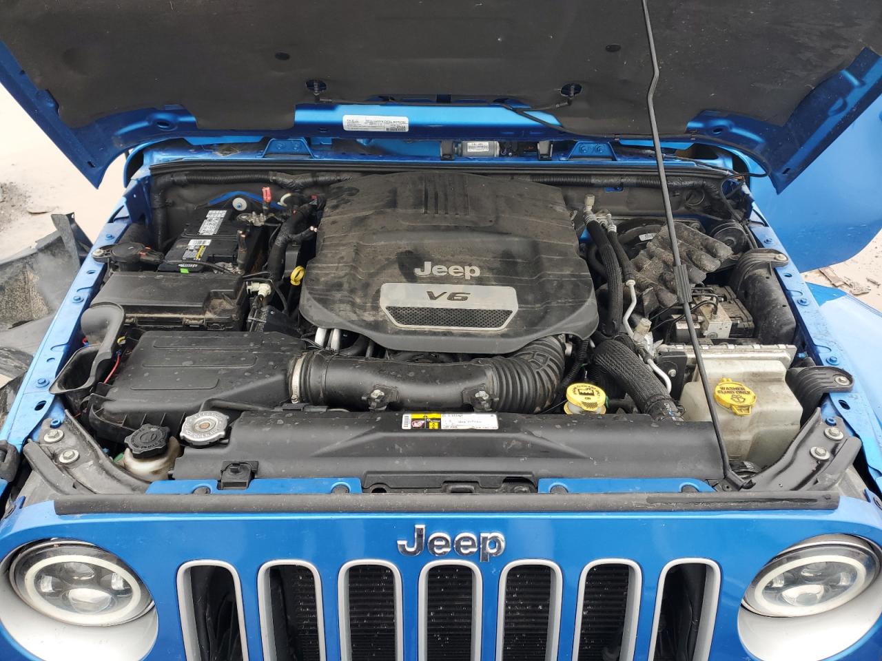 Photo 11 VIN: 1C4BJWEG4GL112792 - JEEP WRANGLER 