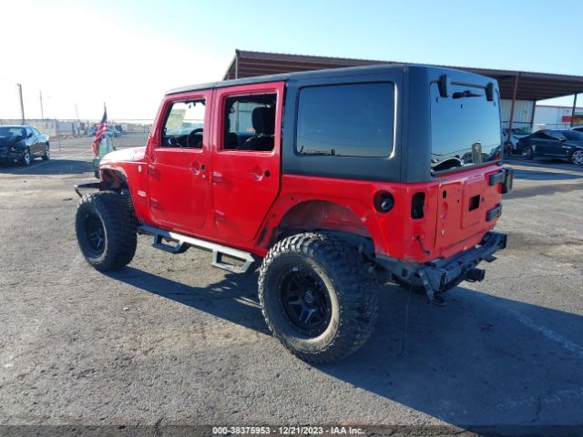 Photo 2 VIN: 1C4BJWEG5DL673448 - JEEP WRANGLER UNLIMITED 