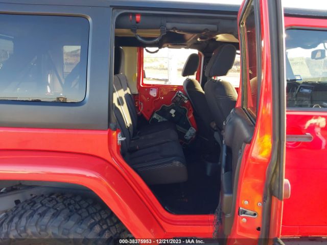 Photo 7 VIN: 1C4BJWEG5DL673448 - JEEP WRANGLER UNLIMITED 