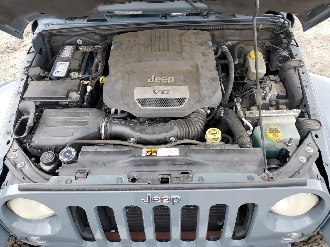 Photo 10 VIN: 1C4BJWEG5EL142042 - JEEP WRANGLER 