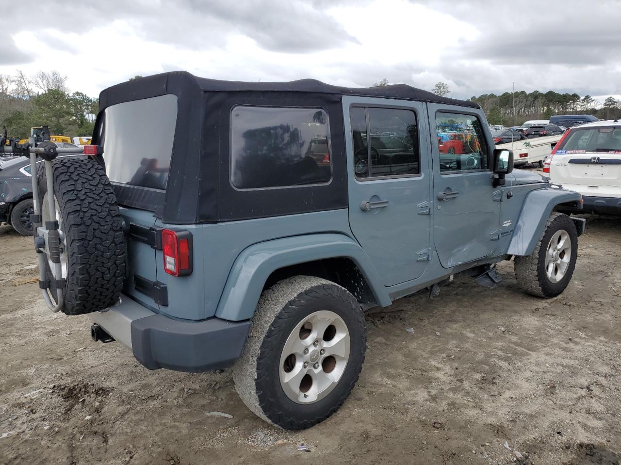 Photo 2 VIN: 1C4BJWEG5EL142042 - JEEP WRANGLER 