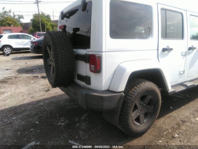 Photo 3 VIN: 1C4BJWEG5FL584739 - JEEP WRANGLER U 