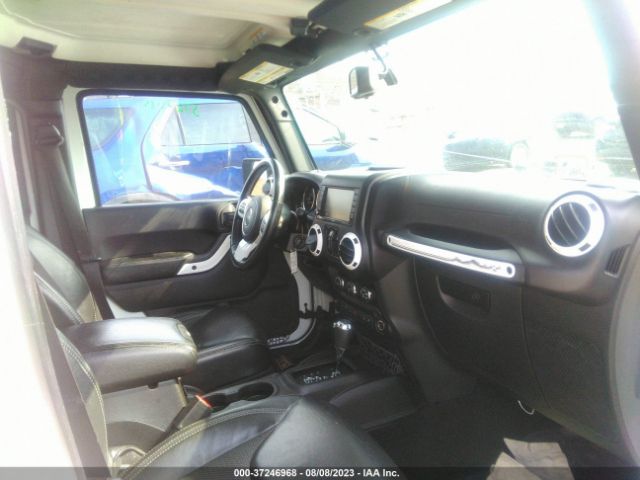 Photo 4 VIN: 1C4BJWEG5FL584739 - JEEP WRANGLER U 